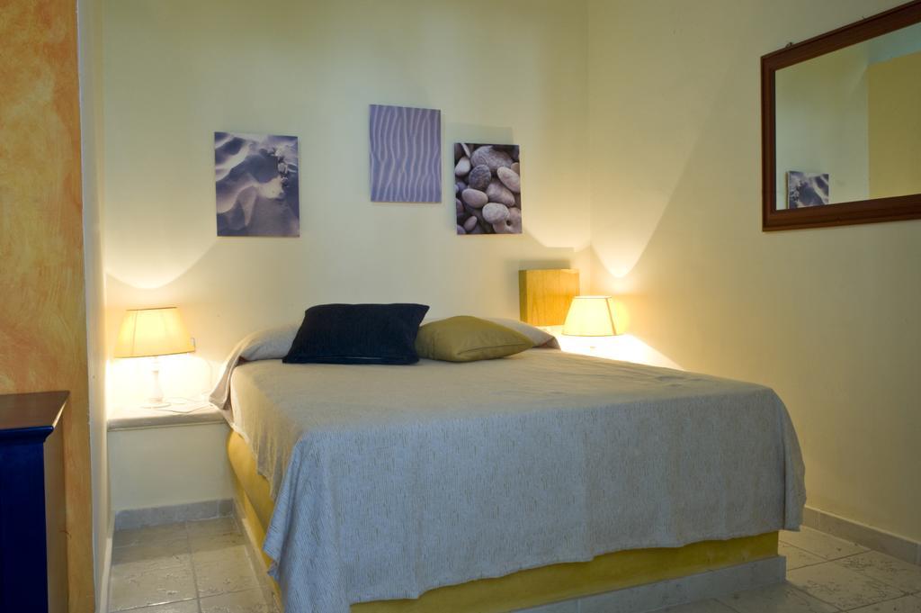 Borgo Fiore Country House Salice Salentino Exterior foto