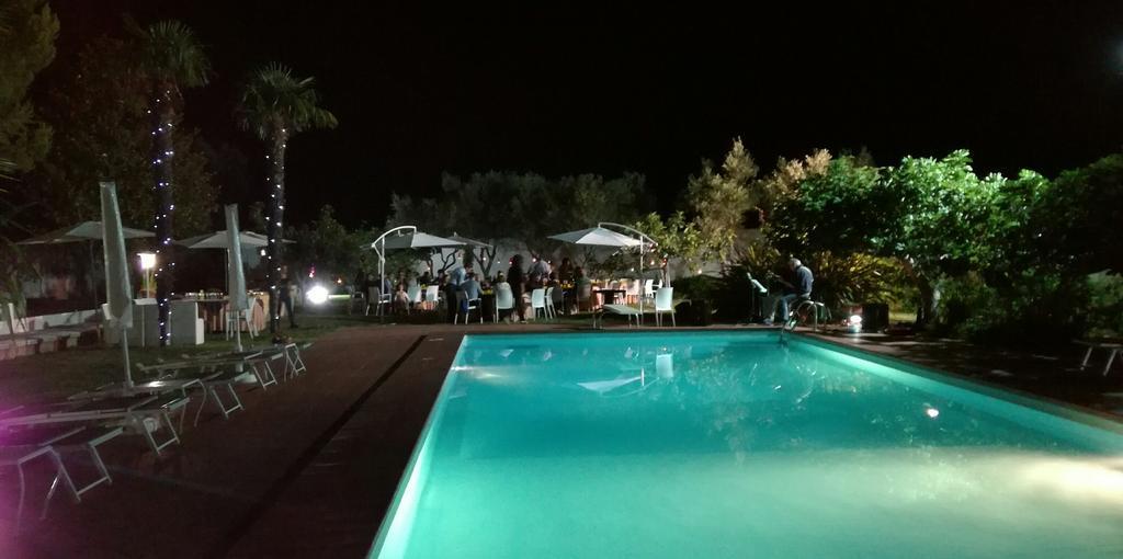 Borgo Fiore Country House Salice Salentino Exterior foto