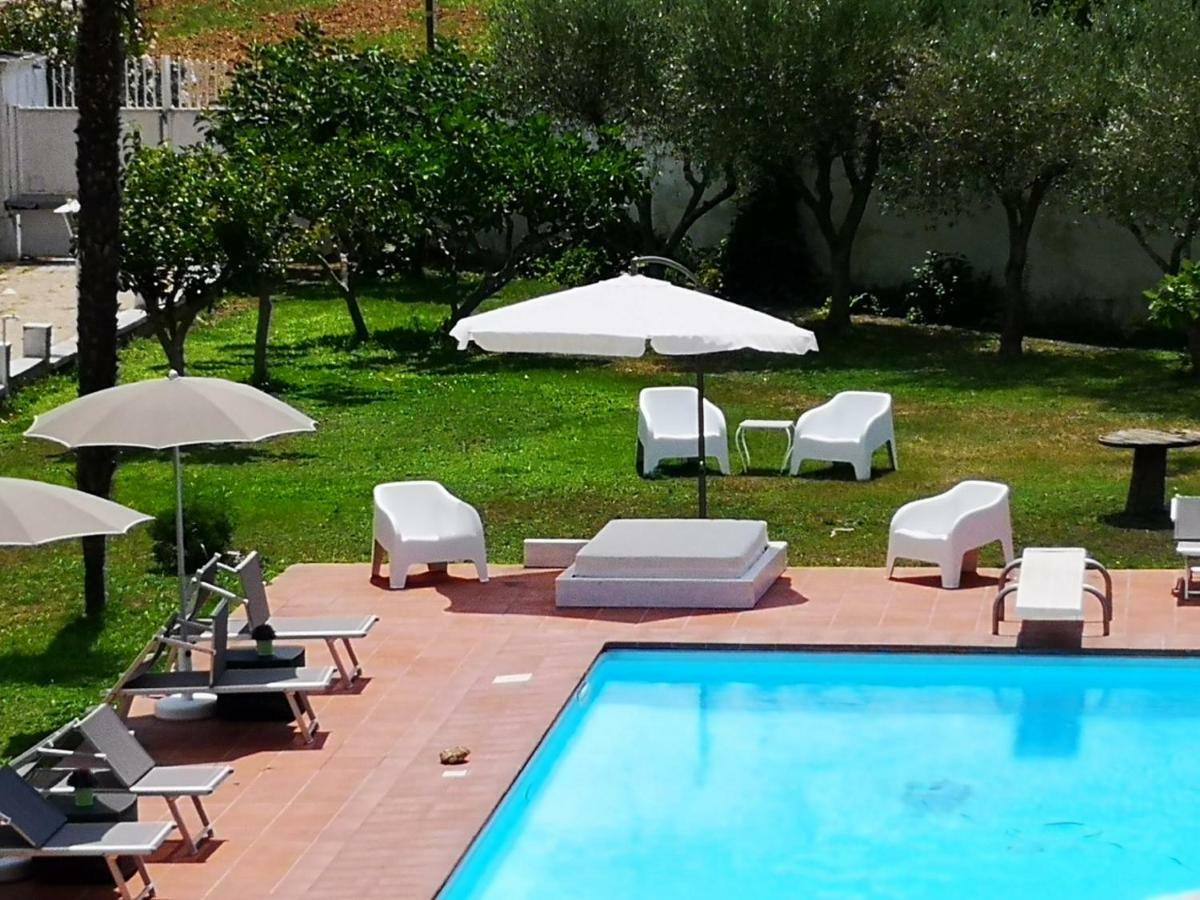 Borgo Fiore Country House Salice Salentino Exterior foto